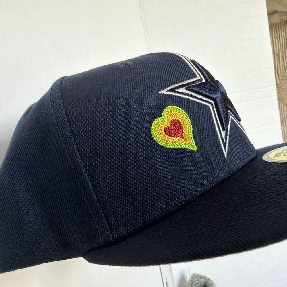 Dallas Cowboys Chain Stitch Heart New Era 59FIFTY Mens Size 7 1/4 Fitted Hat Cap